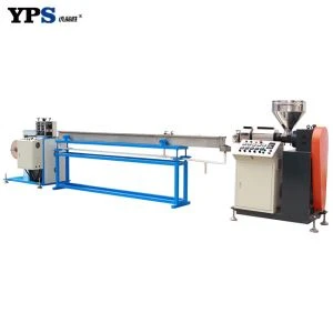 Masina de extrudare a filamentului din plastic